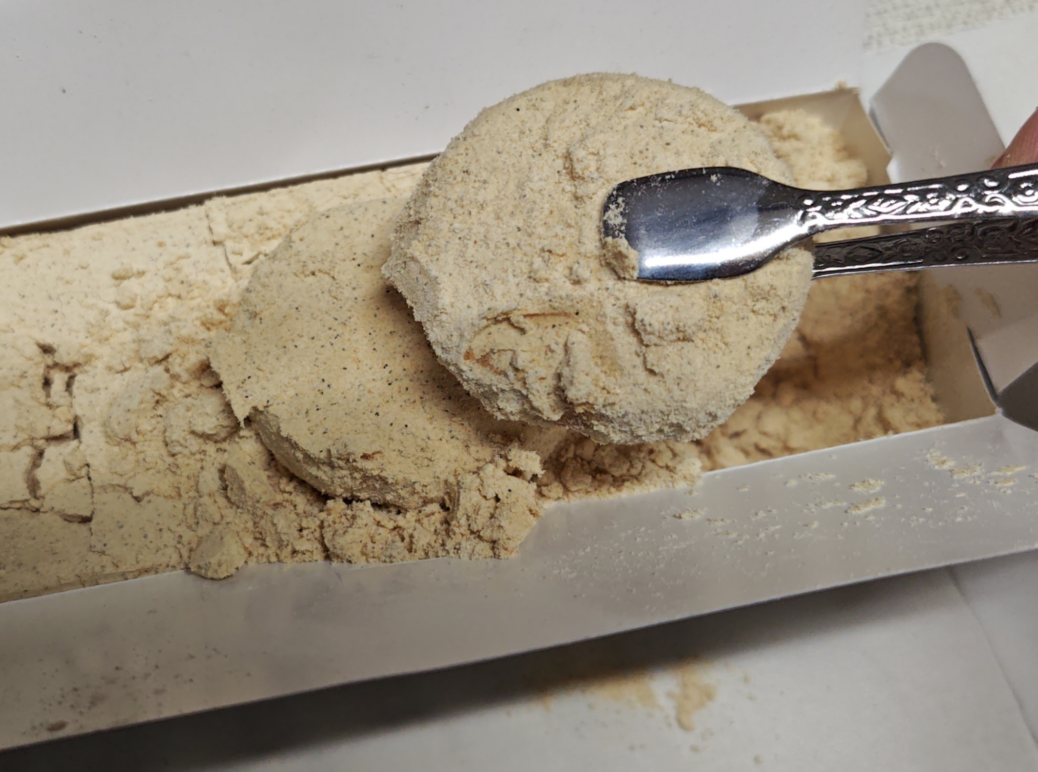 GINZA SIX フランクミュラーパティスリー 和三盆きな粉サブレ