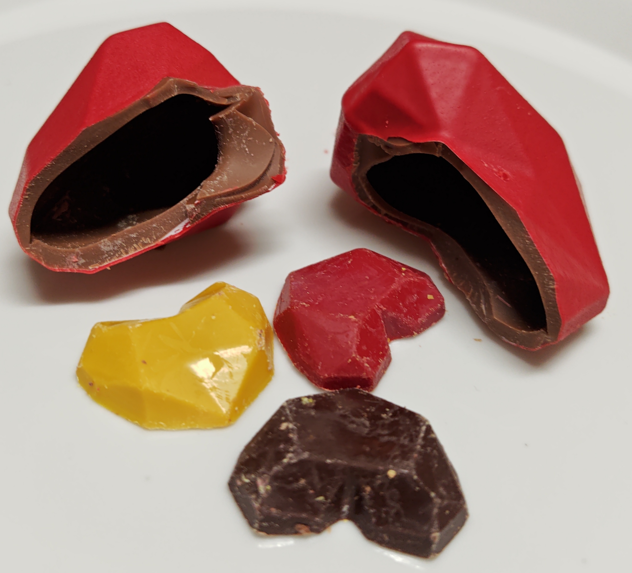 ブボバルセロナ チョコスカルプチャー ジュエルハート 断面